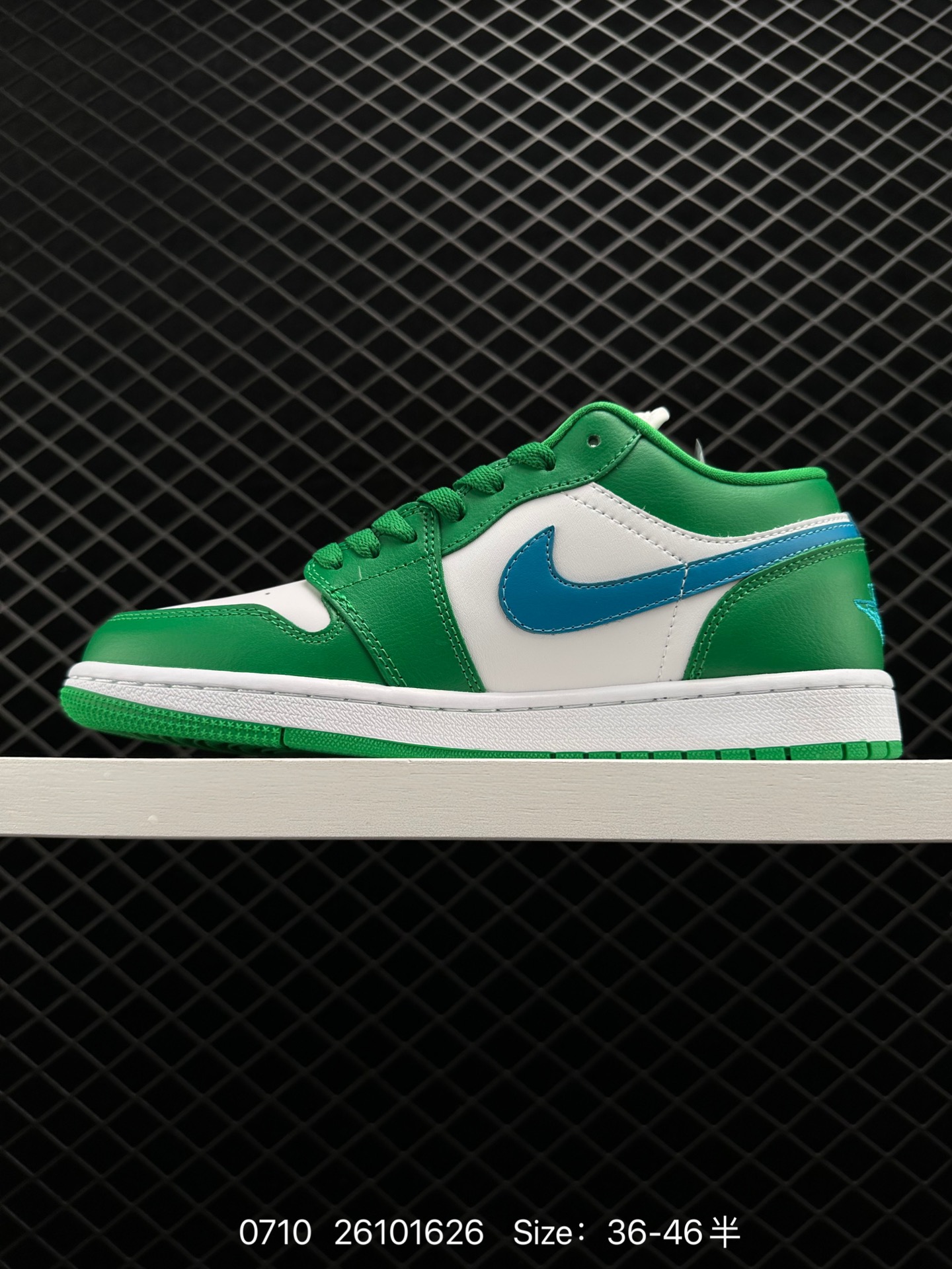 NIKE AIR JORDAN 1 LOW